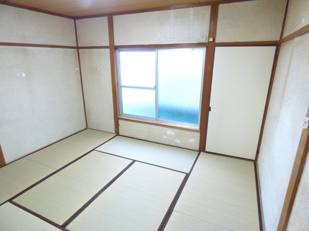 広々とした和室 須磨本町２丁目貸家
