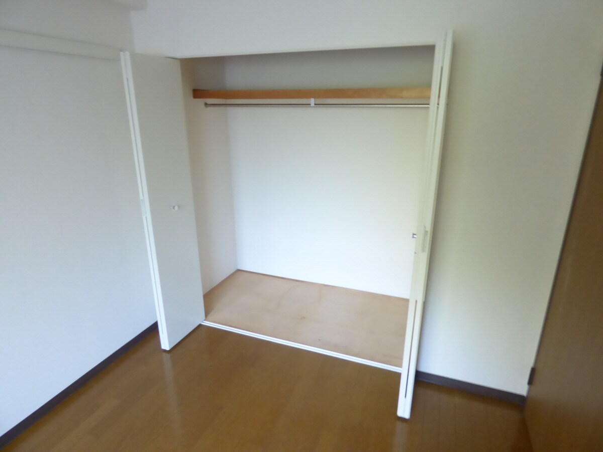 クローゼット シティ南落合