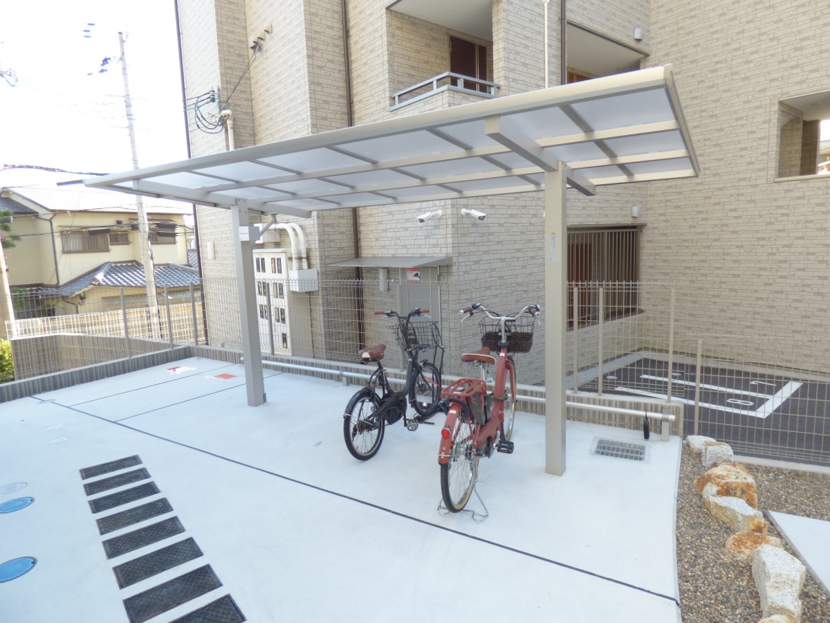 駐輪場 ルミエＤ・高倉