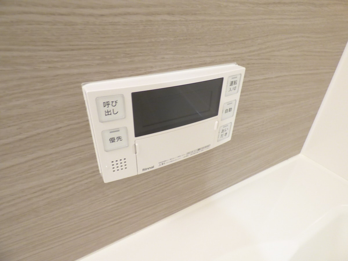 浴室リモコン ルミエＤ・高倉