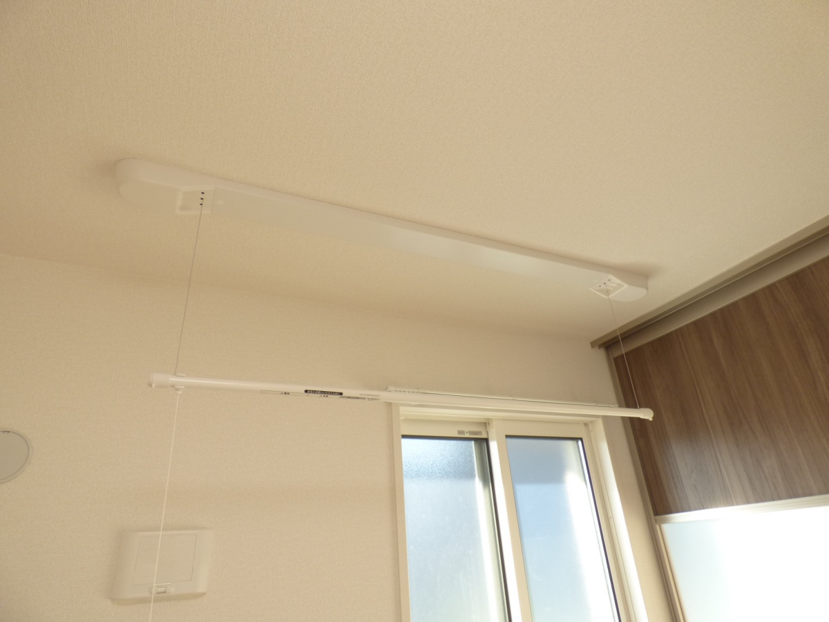 室内物干し ルミエＤ・高倉