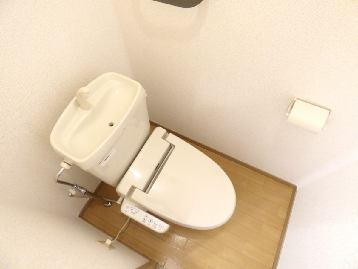 ウォシュレッ付トイレ ジュネス離宮