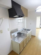 ファミリータイプのガスキッチン ジュネス離宮