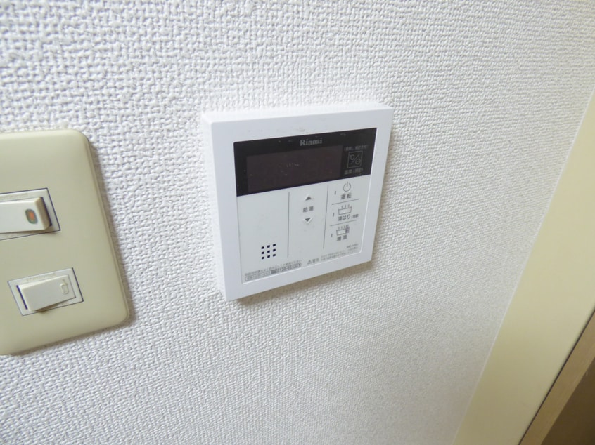 給湯器リモコン ジュネス離宮