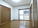 キレイなフローリング 大手町８丁目ハイツ