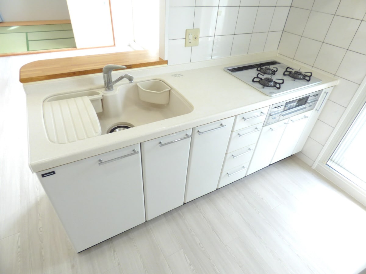 ３口ガスカウンターシステムキッチン ワコーレセレナ須磨