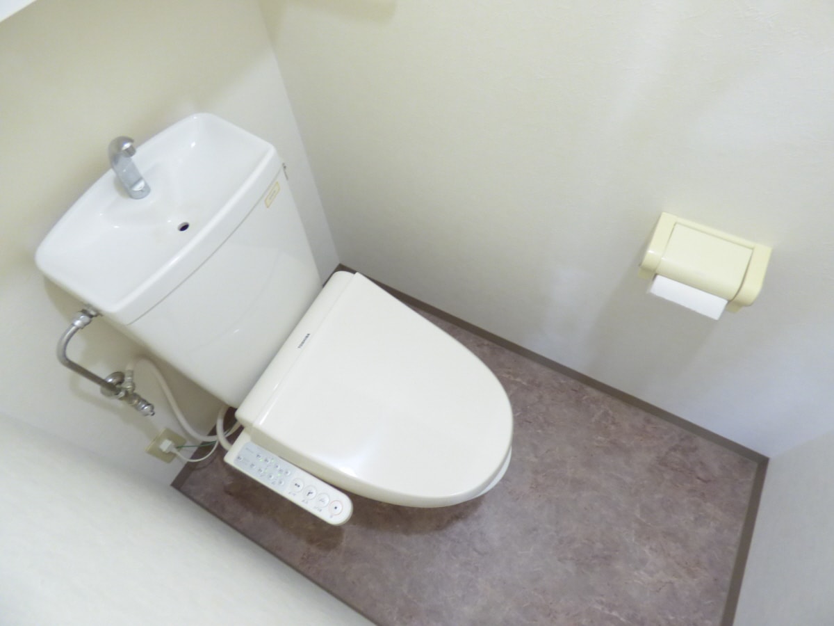 ウォシュレット付トイレ ワコーレセレナ須磨