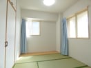 ２面採光で明るい和室 ワコーレセレナ須磨