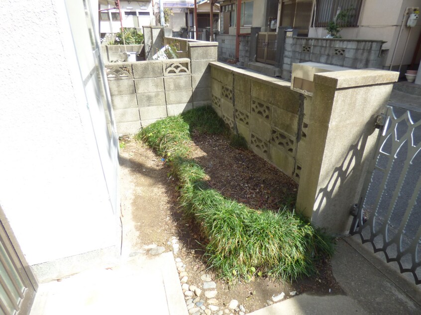 小さな庭付 東垂水３丁目貸家