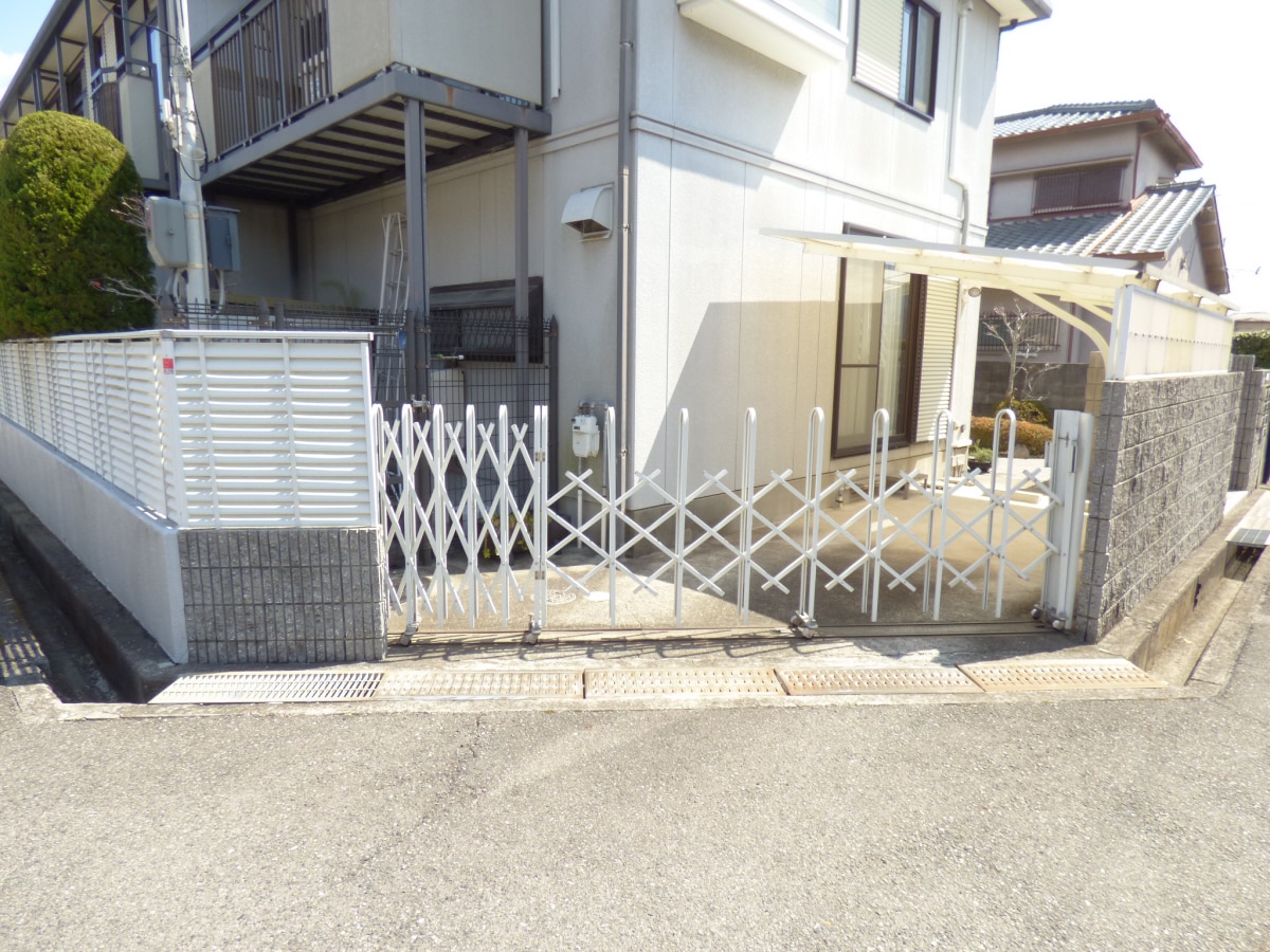 敷地内駐車場完備 シュガーハイツⅡ