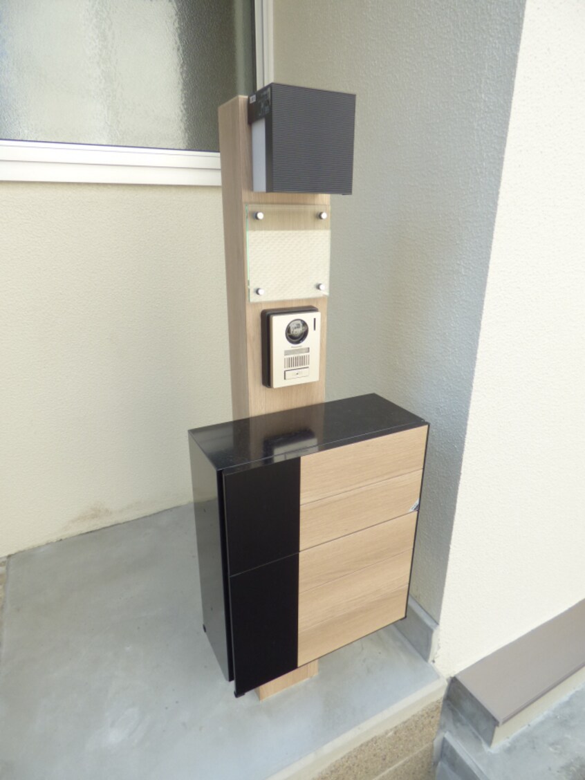 暗証ロック付ポスト新設 離宮前町１丁目貸家