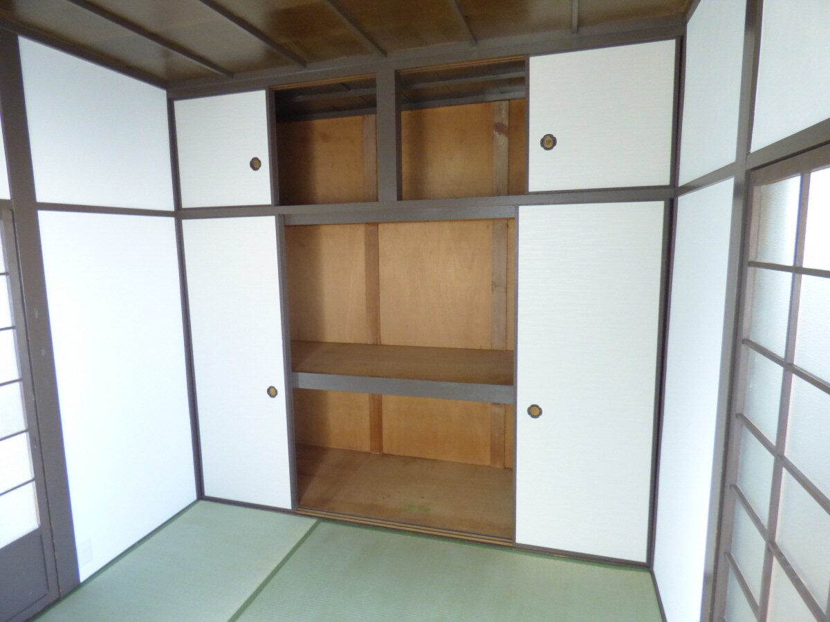 壁一面ある広々とした押入 光文化Ⅱ