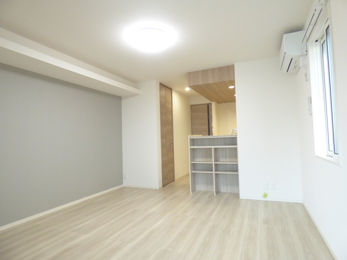 広々としたキレイなリビング ＬａＭａｉｓｏｎ大池町