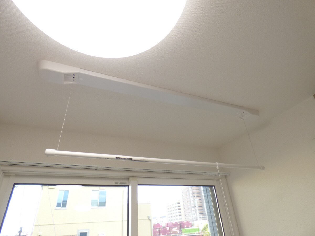 室内物干し ＬａＭａｉｓｏｎ大池町