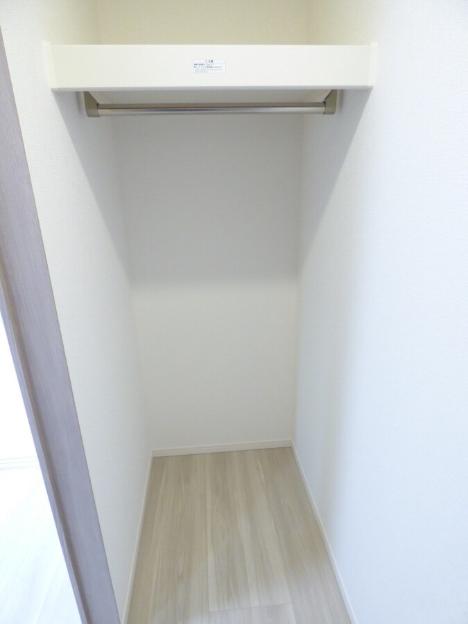 ウォークインクローゼット ＬａＭａｉｓｏｎ大池町