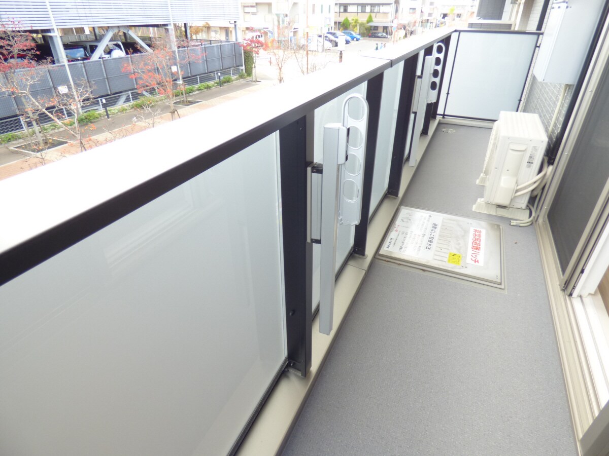 南西向きワイドバルコニーで日当たり良好 ＬａＭａｉｓｏｎ大池町