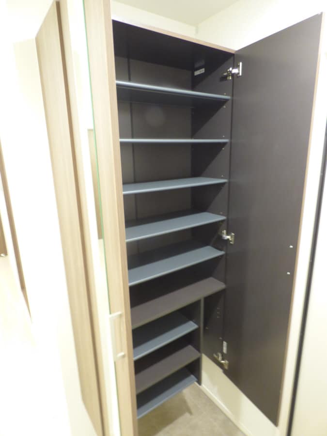 トールタイプのシューズボックス付 ＬａＭａｉｓｏｎ大田町