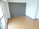 広々とした洋室 クレアドル須磨Ⅱ