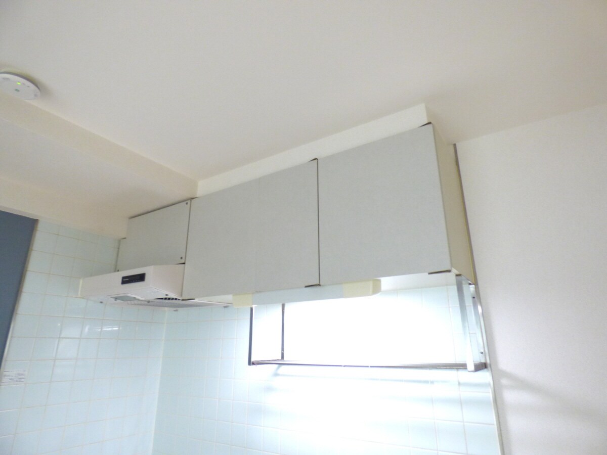 レンジフード＆キッチン収納 ノーブル須磨