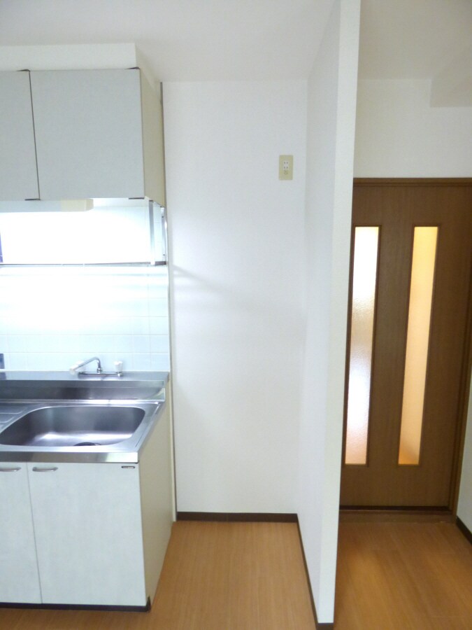 冷蔵庫置場 ノーブル須磨