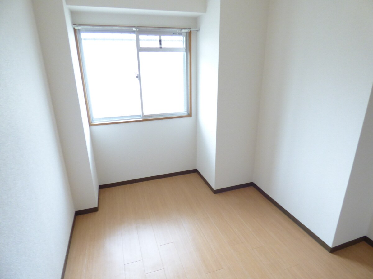 キレイな洋室 ノーブル須磨