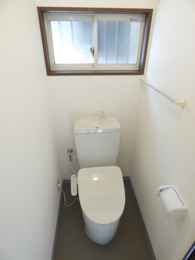 ウォシュレット付トイレ新調 北町３丁目テラスハウス