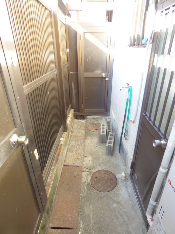 裏の物干し場 北町３丁目テラスハウス