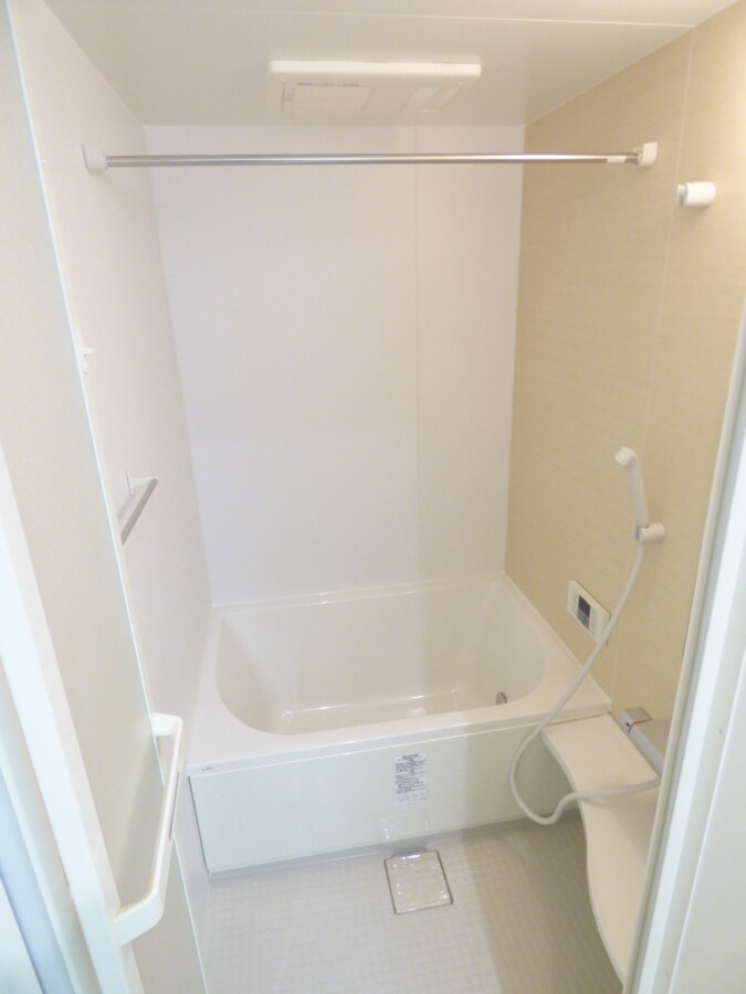 追い焚き機能付バス クレアメゾン須磨養老町