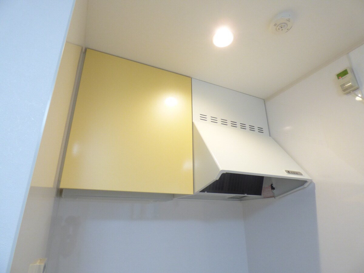 レンジフード＆キッチン収納 クレアメゾン須磨養老町