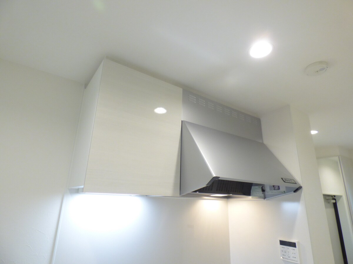 レンジフード＆キッチン収納 キャッスルコート須磨海浜公園