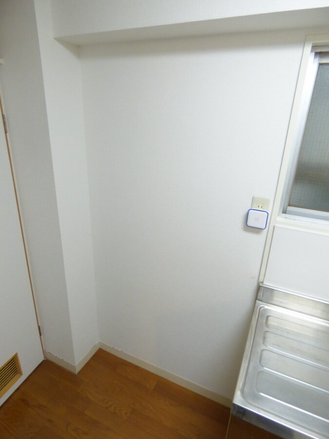 冷蔵庫置場 興安亭ビル