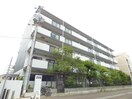 黒と白のツートンのオシャレなマンション コーレジアス須磨