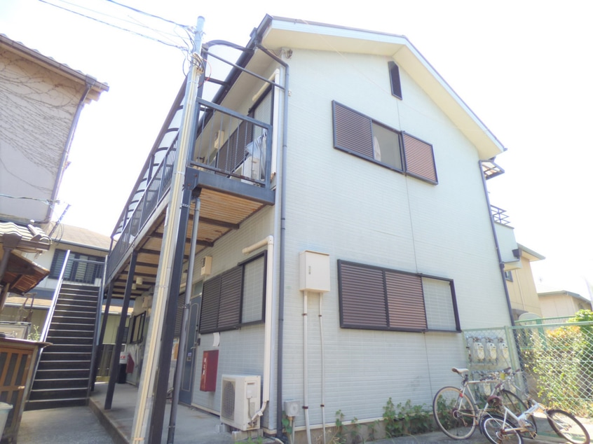 閑静な住宅地に立地のハイツ 大手三ハイツ