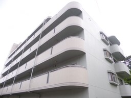 妙法寺街道沿いのマンション