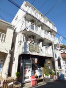 ハイツシスターローザの外観