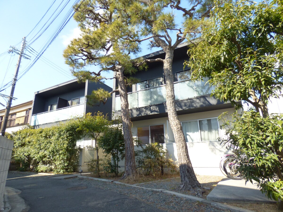 オシャレな築浅マンション ＰａｒｋＣｏｕｒｔ離宮前