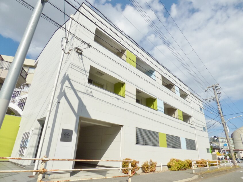 築浅デザイナーズマンション パロス須磨戸政町