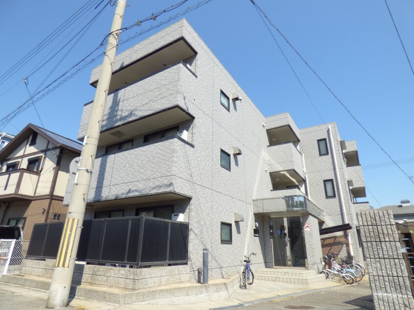 全室角部屋の築浅マンション ラ・ヴィスタ東須磨