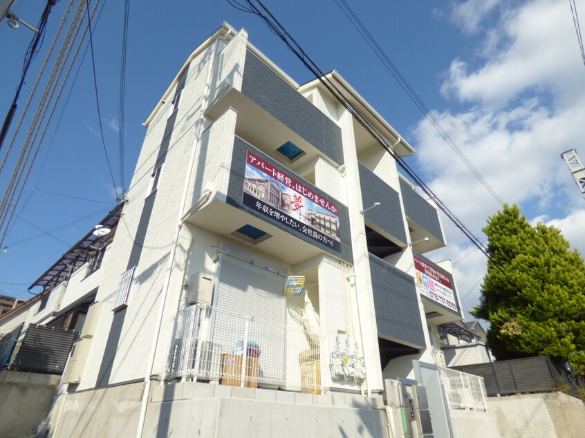 ワンフロア２戸で全室角部屋設計の築浅マンション アクシア須磨浦Ⅰ