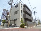 トロワ・レブローニュの外観