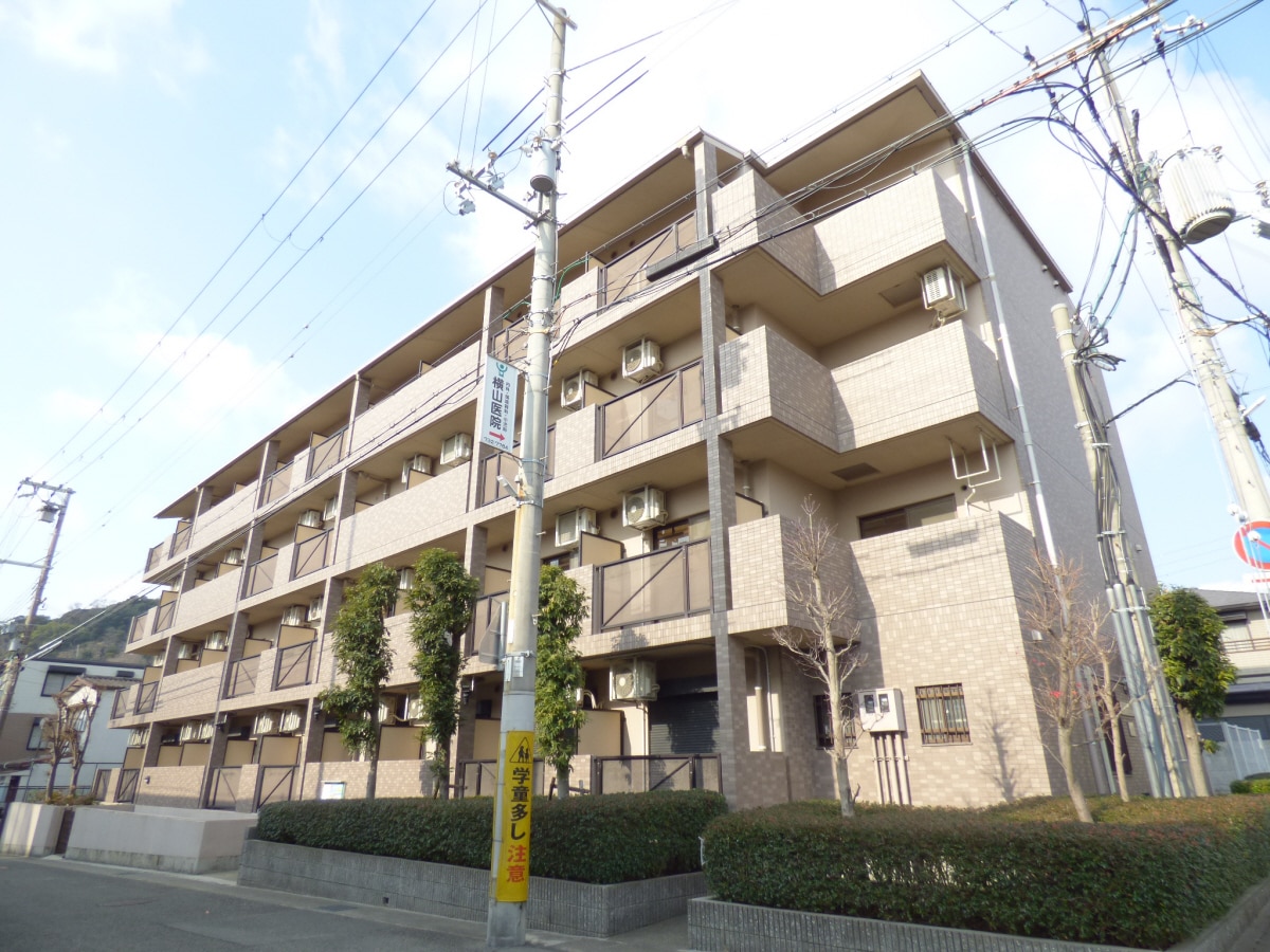 平成１２年築鉄筋コンクリートのしっかりとしたマンション セリテ板宿