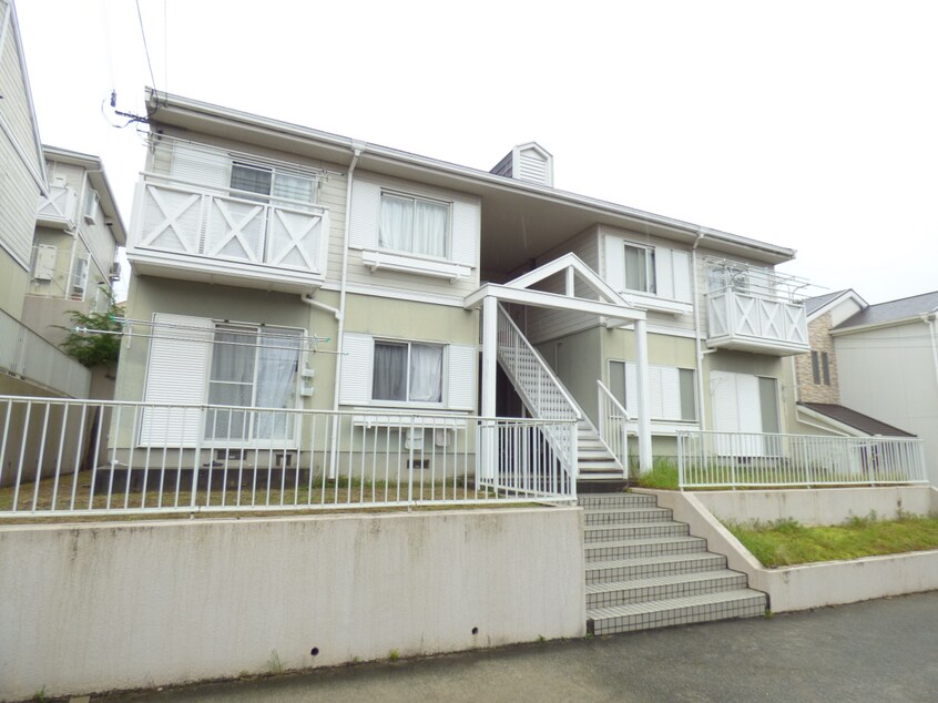 ワンフロア２戸で全室角部屋 ルミネＢ棟