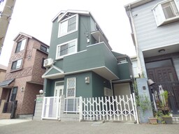 平成２３年築のキレイな一戸建て