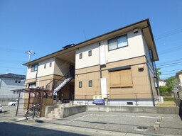 平成８年築のキレイなハイツ