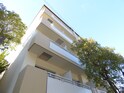 外壁塗装でキレイになったマンション