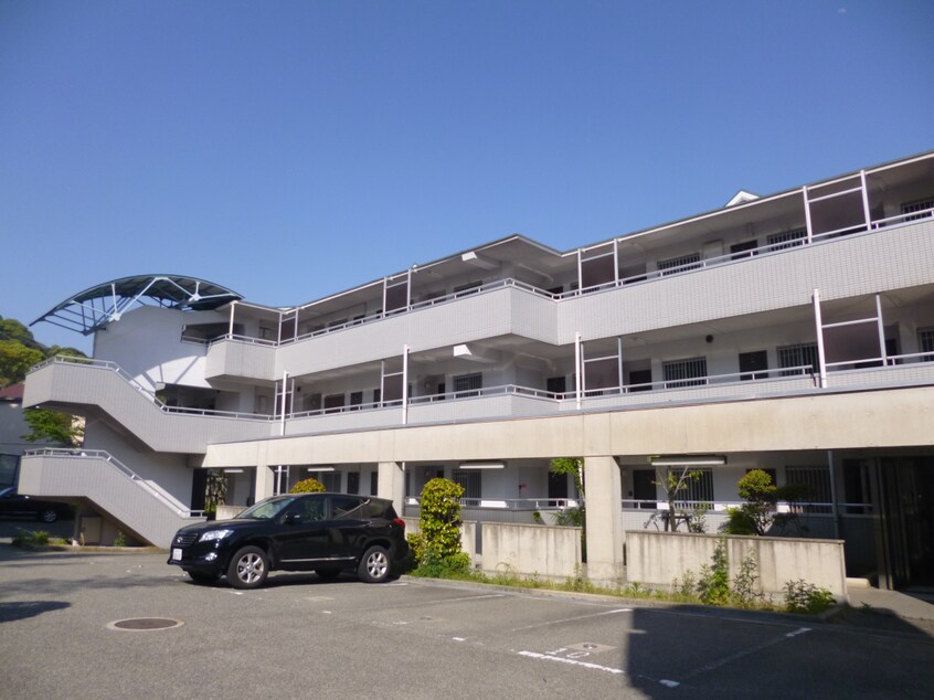元特優賃のキレイなマンション 高倉山ハイツ