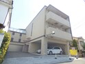 タイル張りのキレイな築浅マンション