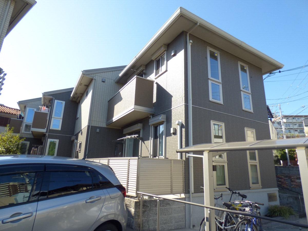 大和ハウス施工の築浅ハイツ キャム月見山Ⅱ